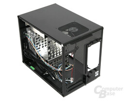 Lian Li PC-Q08 – Innenraum vorn rechts