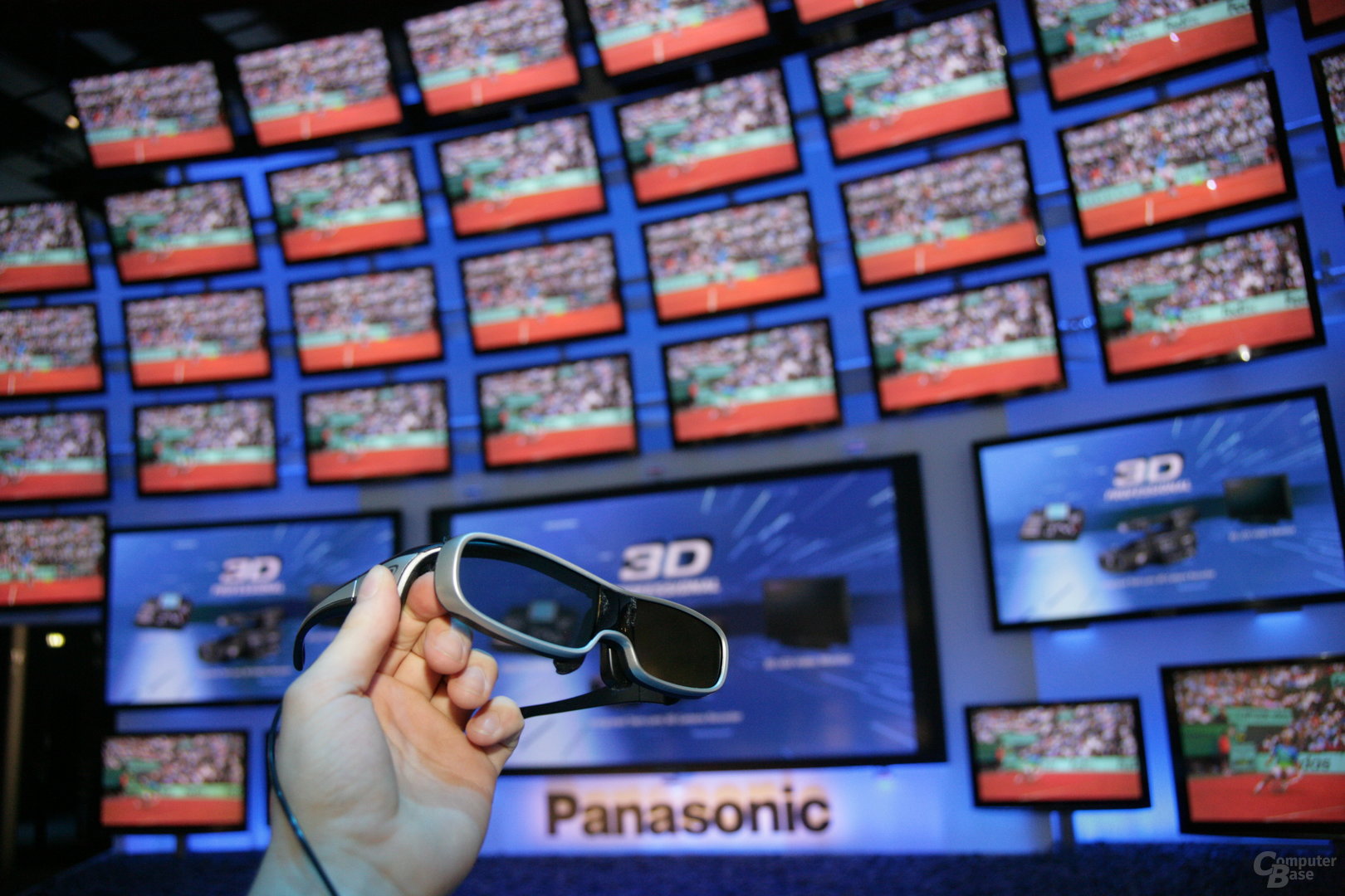 Panasonics 3D-TVs und Shutterbrille