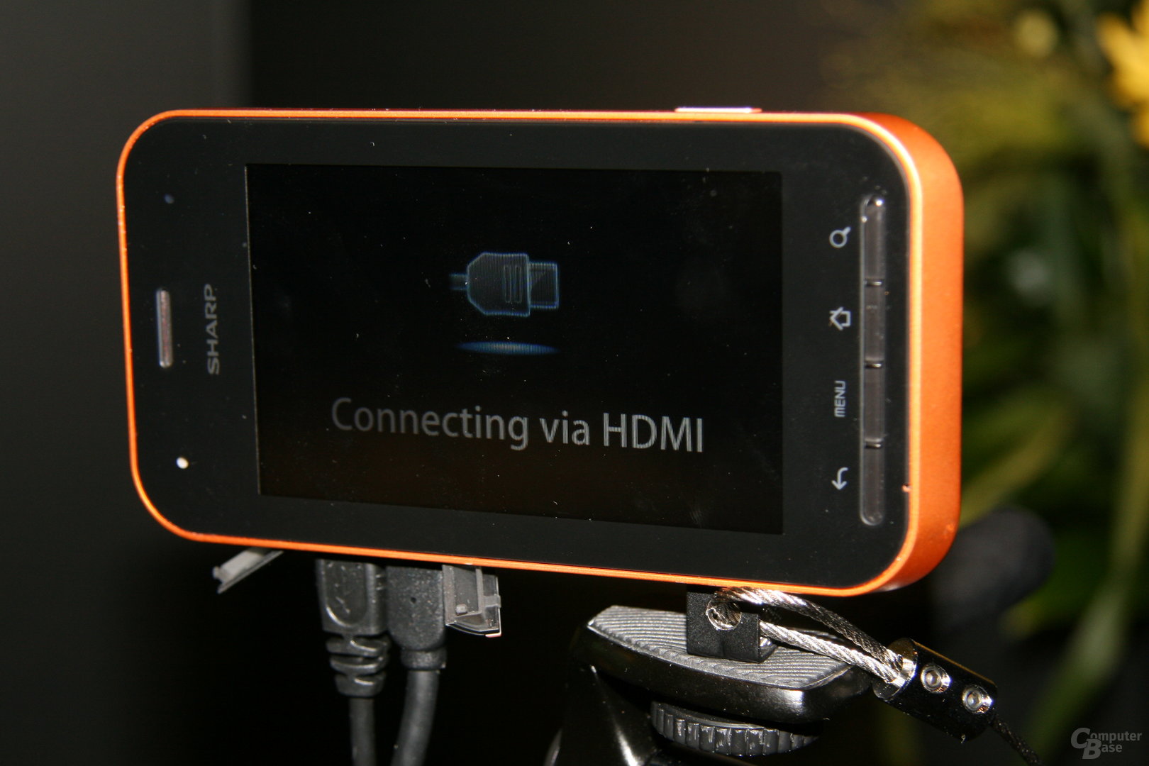 Impressionen von der IFA - Handy mit 3D-Kamera von Sharp