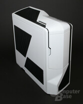 NZXT Phantom – Front links