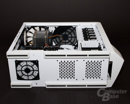 NZXT Phantom – Unterbodenansicht