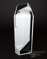 NZXT Phantom – Front