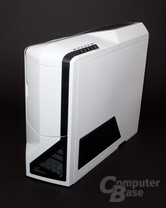 NZXT Phantom – Front rechts