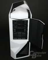 NZXT Phantom – Geöffnete Front-Tür