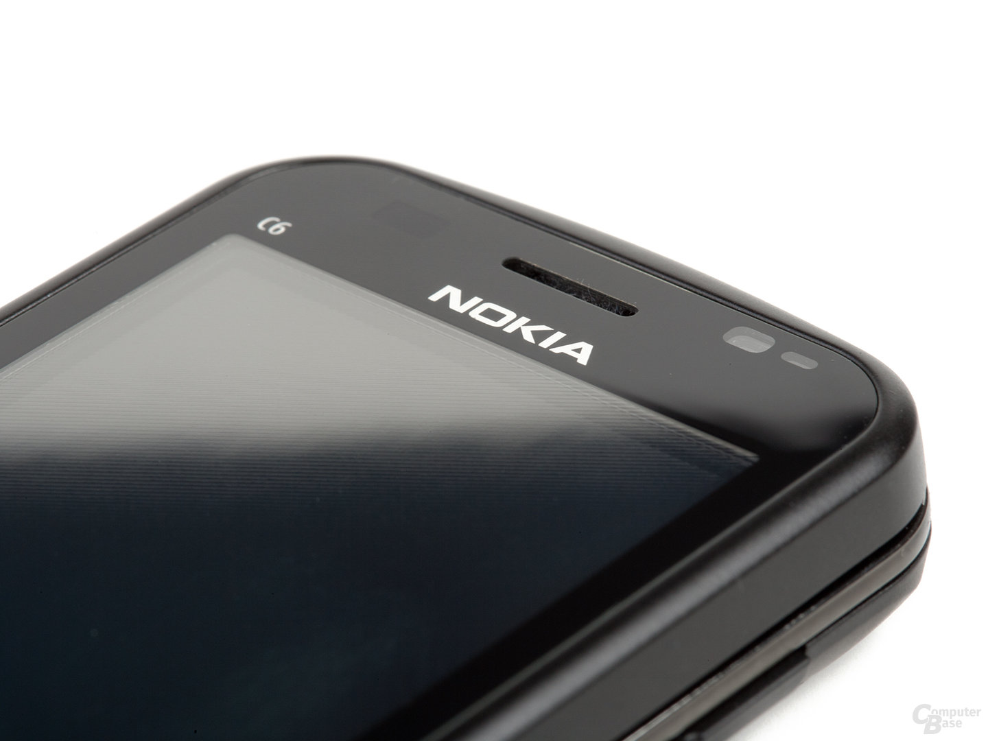 Nokia C6-00 in Schwarz