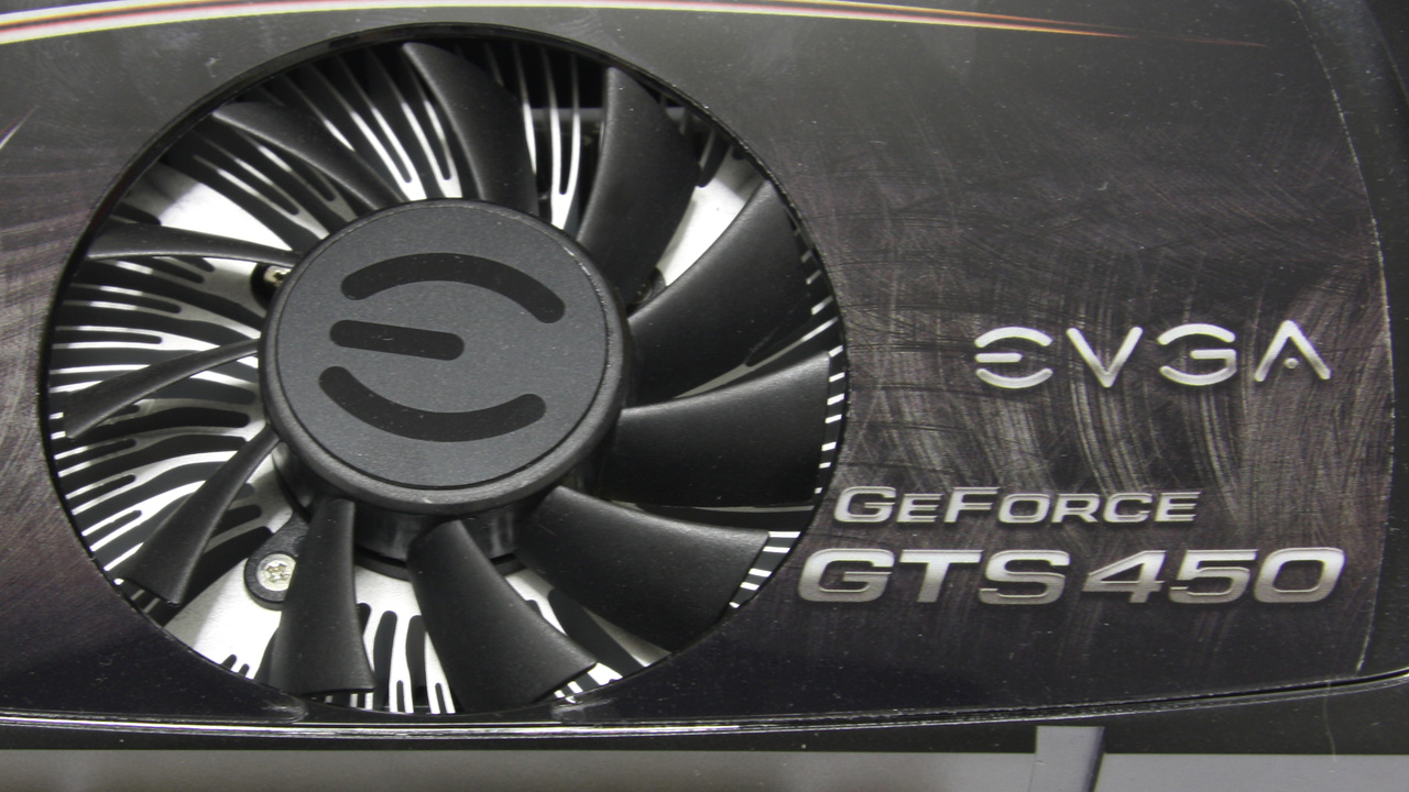 3 x GeForce GTS 450 im Test: Nvidias Referenzdesign leicht verbessert