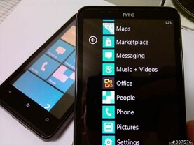 HTC HD3/HD7: Vorderseite