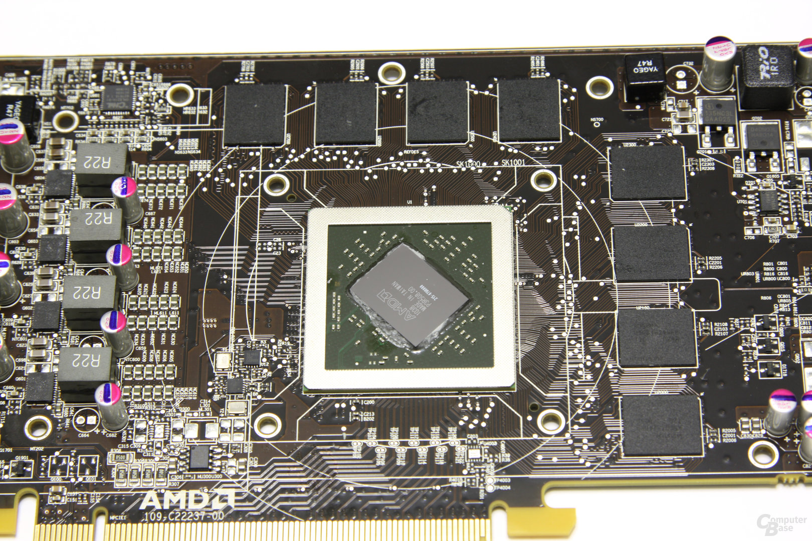 Radeon HD 6870 GPU und Speicher