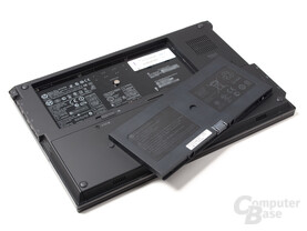 HP ProBook 5320m von unten, Akku entfernt