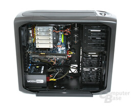 Corsair Graphite 600T – Innenraum mit Hardware links