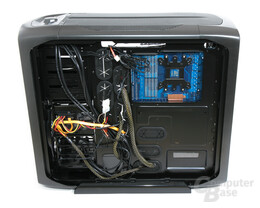 Corsair Graphite 600T – Kabelführung rechts