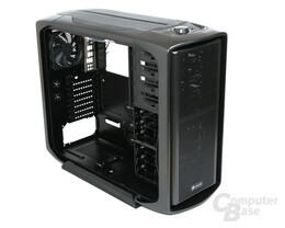 Corsair Graphite 600T – Innenraum links hinten