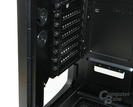 Corsair Graphite 600T – Slotblenden und Durchführung Wasserkühlung