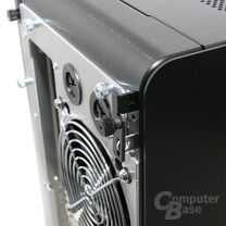 Lian Li PC-V1020B – Verriegelung Seitenwand