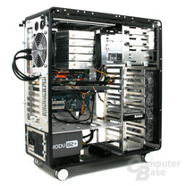Lian Li PC-V1020B – Innenraum Rückseite links mit Hardware