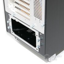 Lian Li PC-V1020B – Netzteilaufnahme