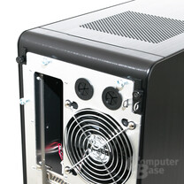 Lian Li PC-V1020B – Rückseite