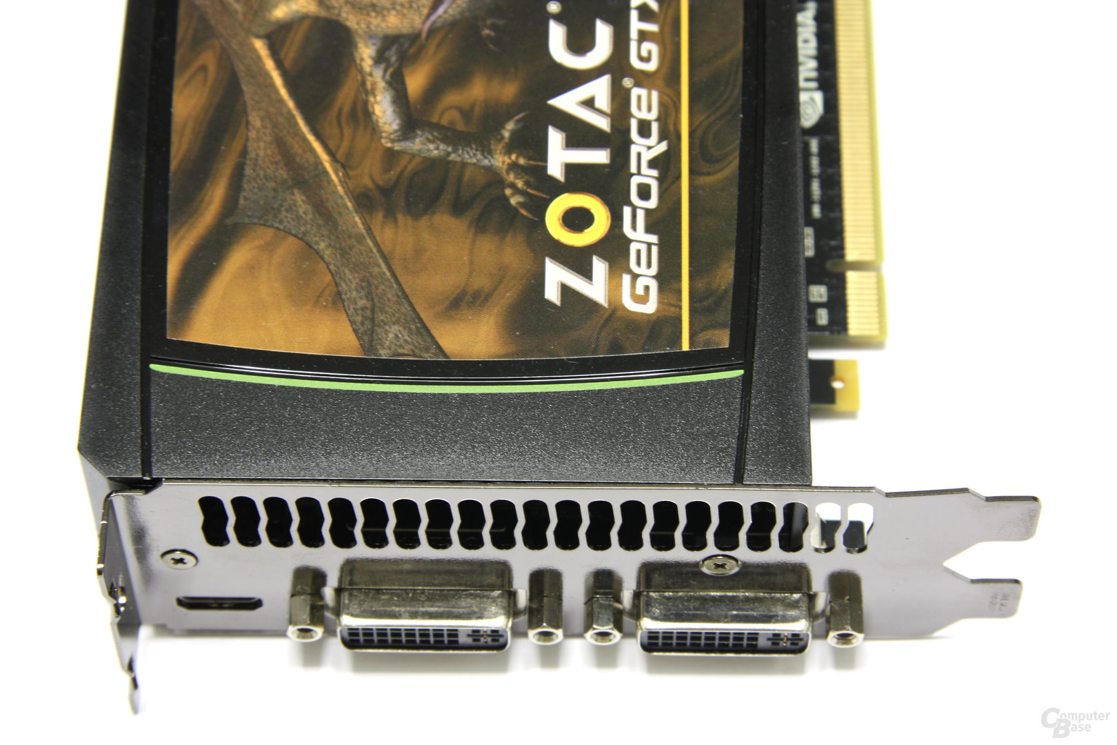 GeForce GTX 570 AMP! Anschlüsse