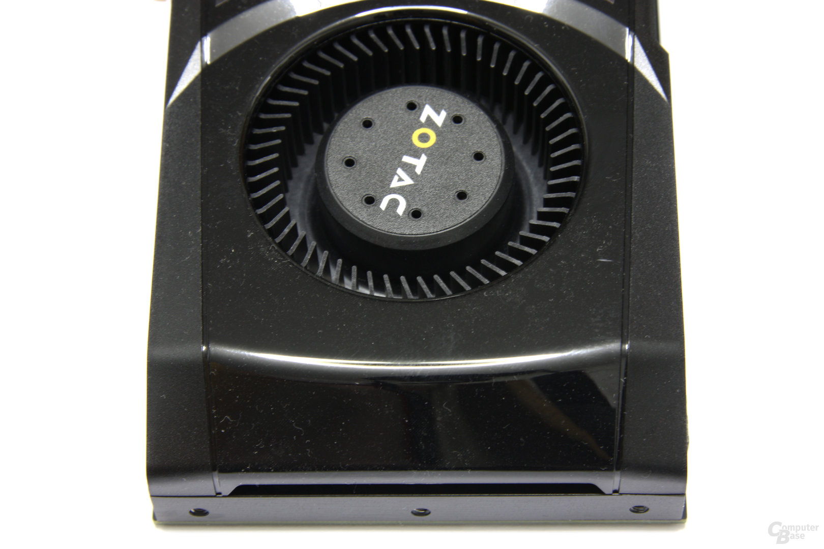 GeForce GTX 570 AMP! von oben