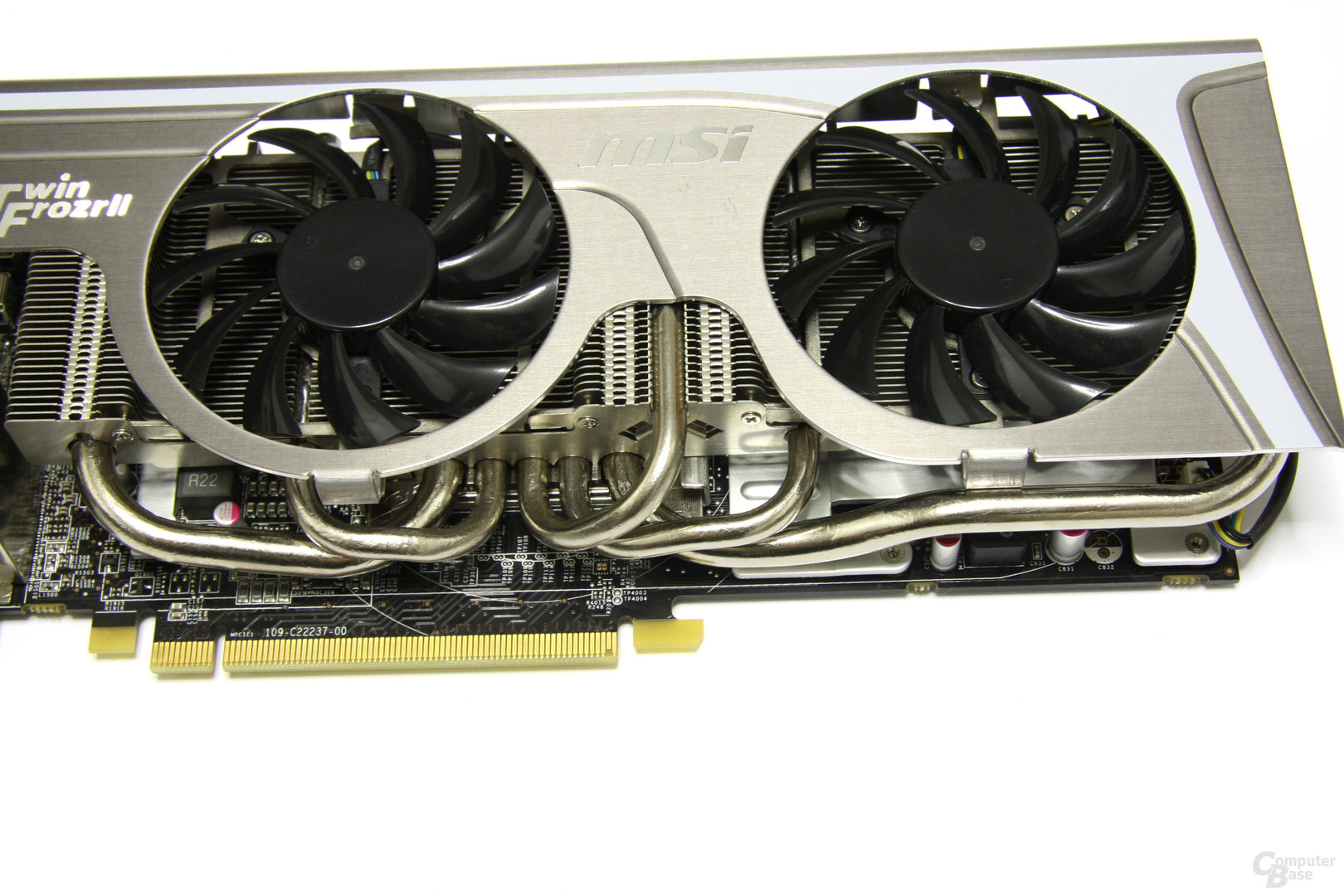 Radeon HD 6870 Twin Frozr II Kühler