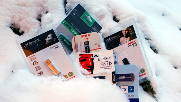 Billige USB-Sticks im Test: Was taugen Speichersticks vom Wühltisch?