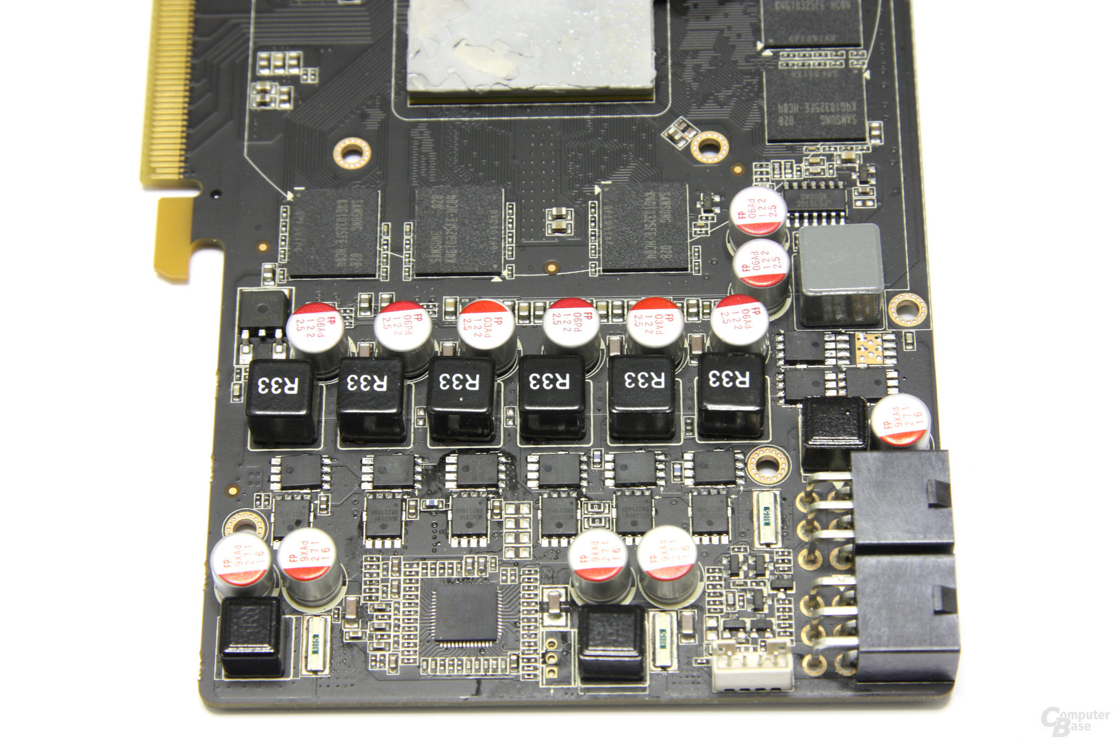 GeForce GTX 560 Ti Stromversorgung