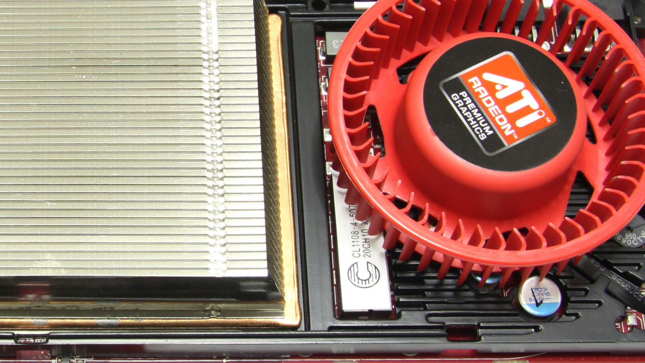 HD 6950 im Test: AMD halbiert Speicher und besiegt die Konkurrenz immer noch