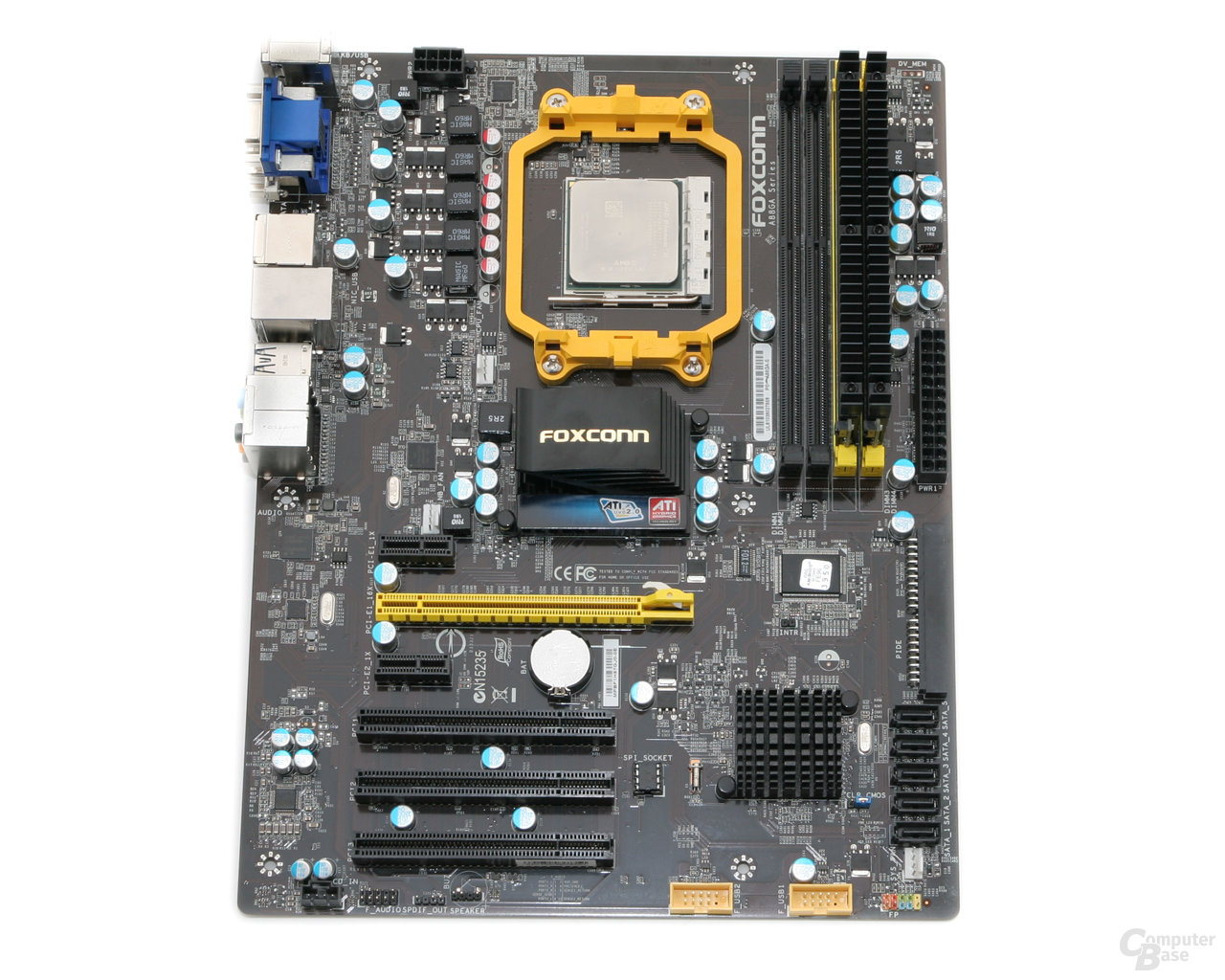 Foxconn A88GM-Deluxe mit CPU und RAM