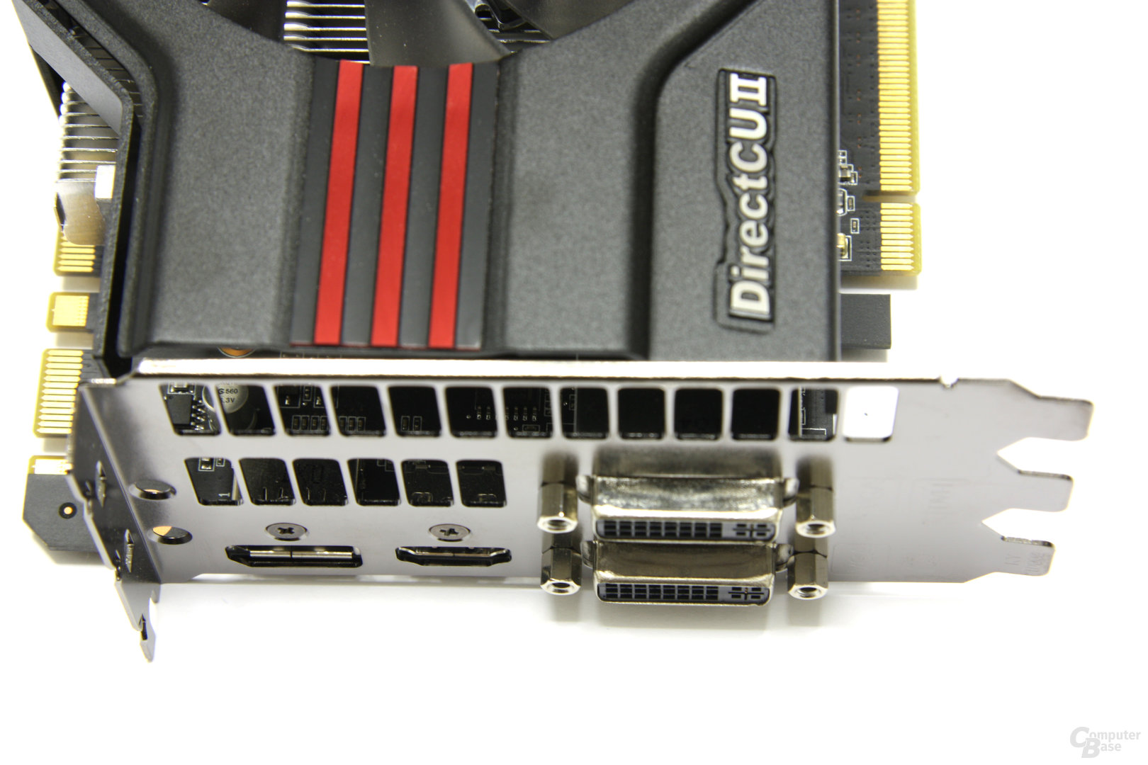 GeForce GTX 570 DirectCU II Anschlüsse