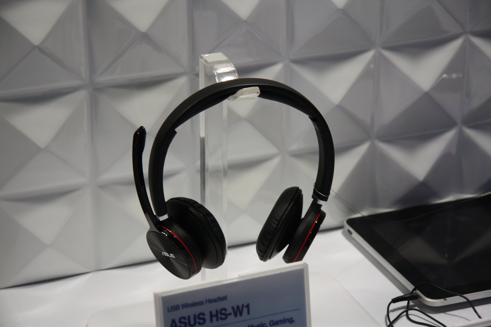Asus-Headsets auf der CeBIT 2011