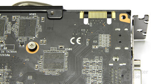 GeForce GTX 550 Ti DirectCU TOP SLI-Anschluss