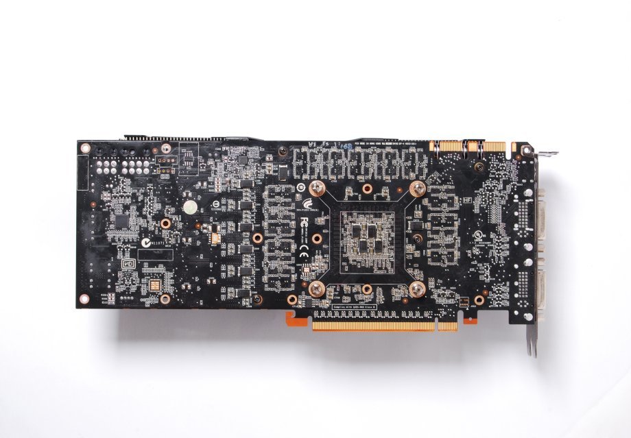 GeForce GTX 580 AMP²! Edition