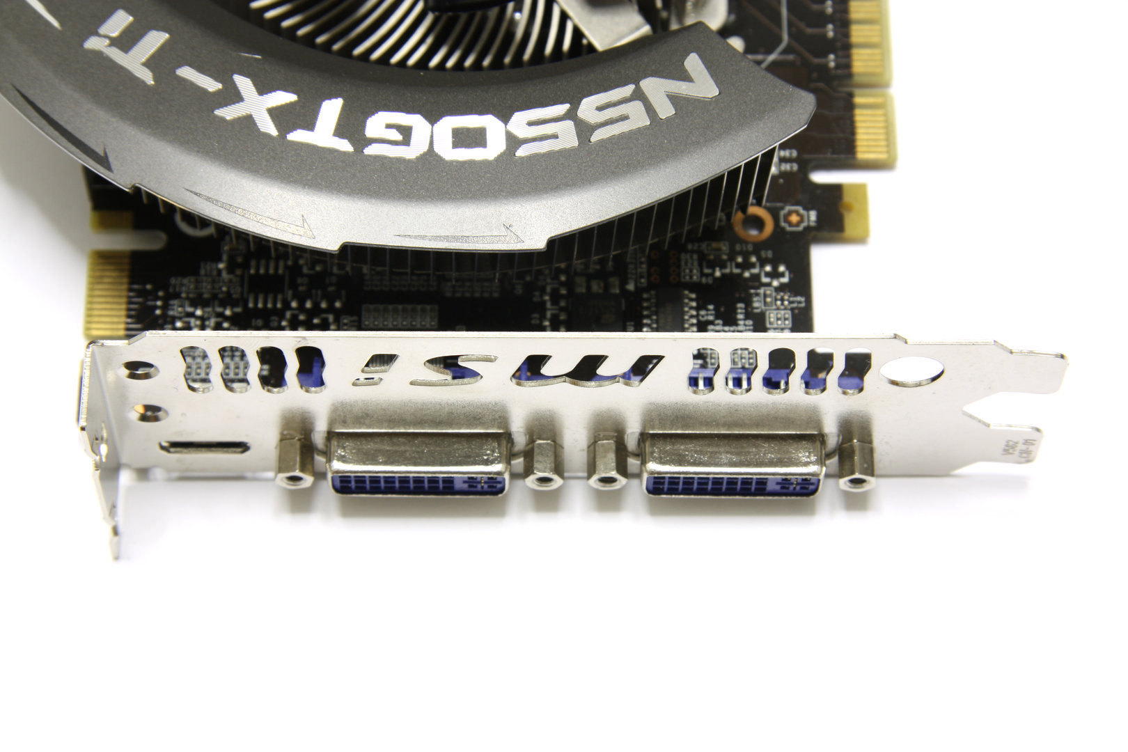 GeForce GTX 550 Ti Cyclone OC Anschlüsse