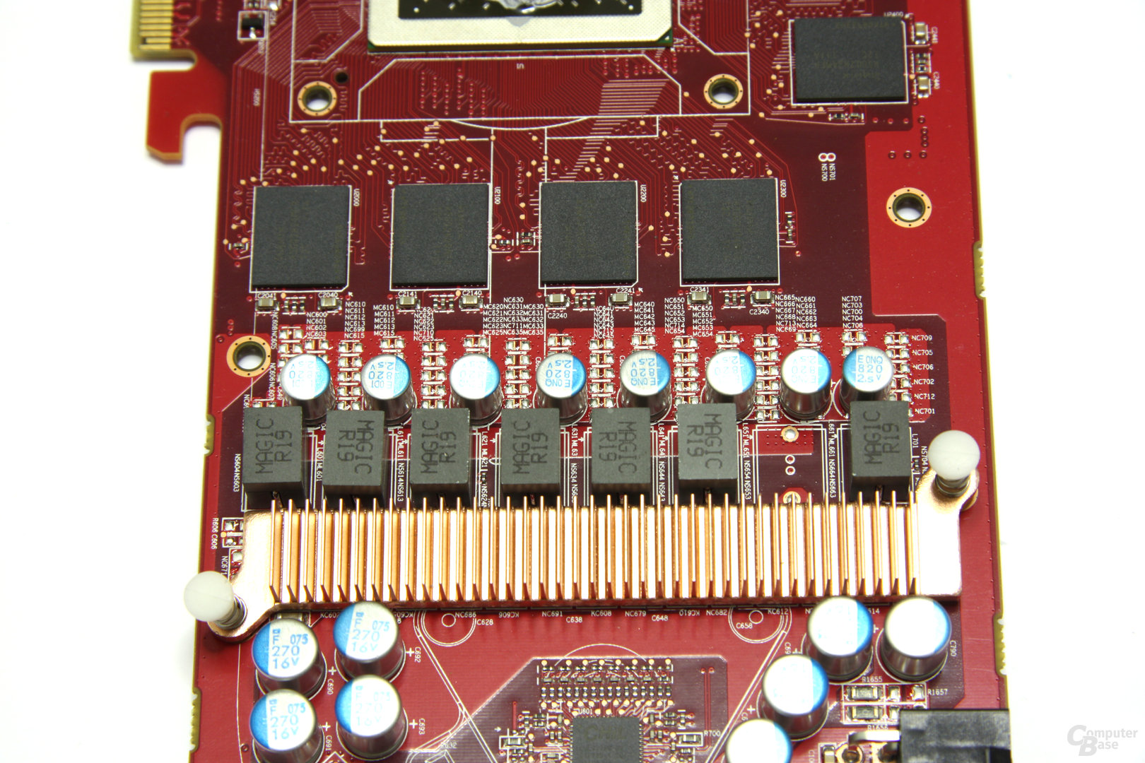 Radeon HD 6950 Vortex PCS+ Stromversorgung