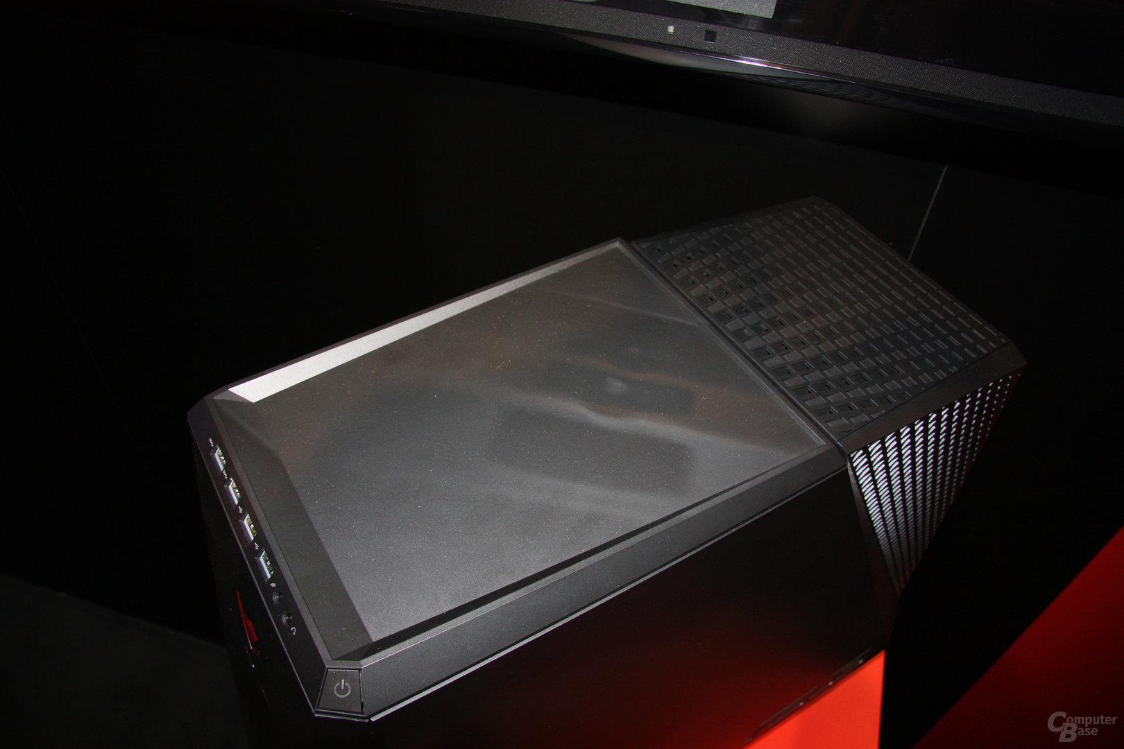 Komplett-PC von Asus mit GTX 590 und Core i7-2600K