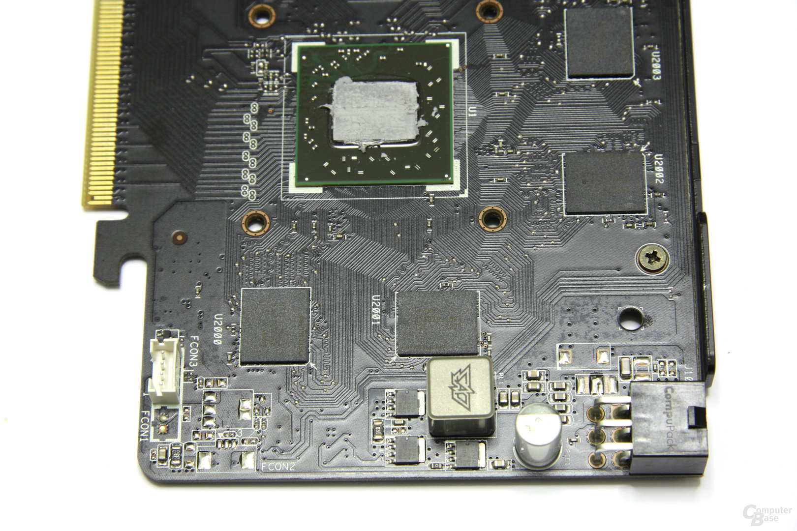 Radeon HD 6770 DirectCU Silent Bauteile 2