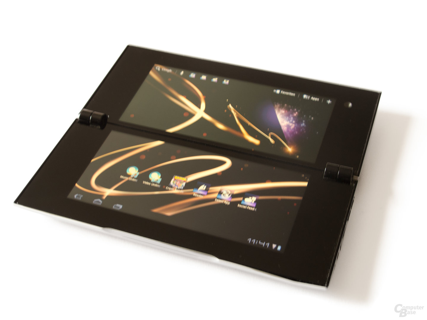 Sony Tablet P: Schnellzugriffe am oberen Bildschirmrand und eigene Dienste