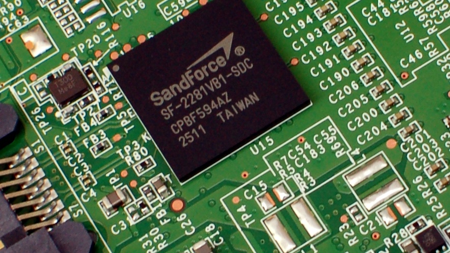 520 Series 240 GB im Test: Intels erste SSD mit SandForce