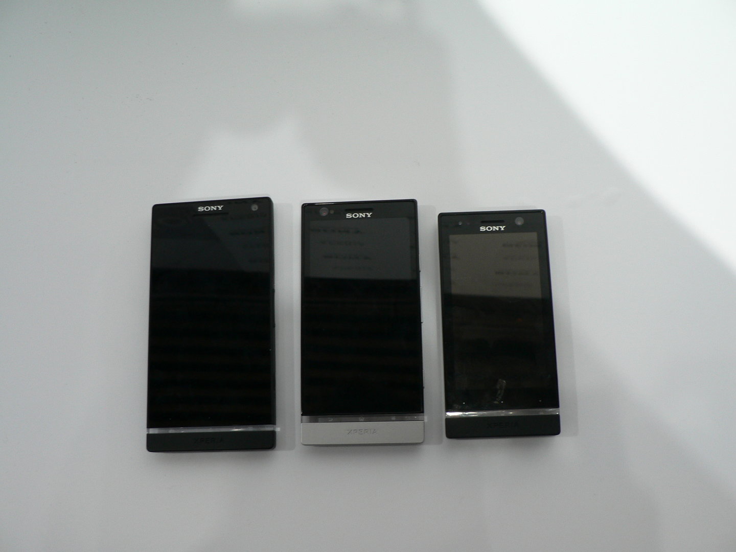 Sony Xperia S, Xperia P und Xperia U