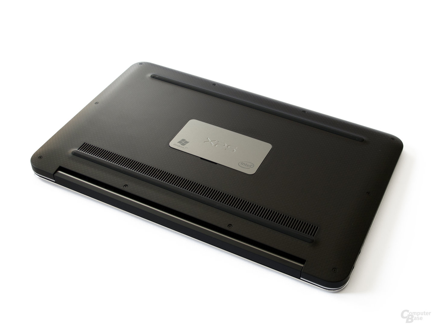Dell XPS 13: Unterseite aus Kohlefaser