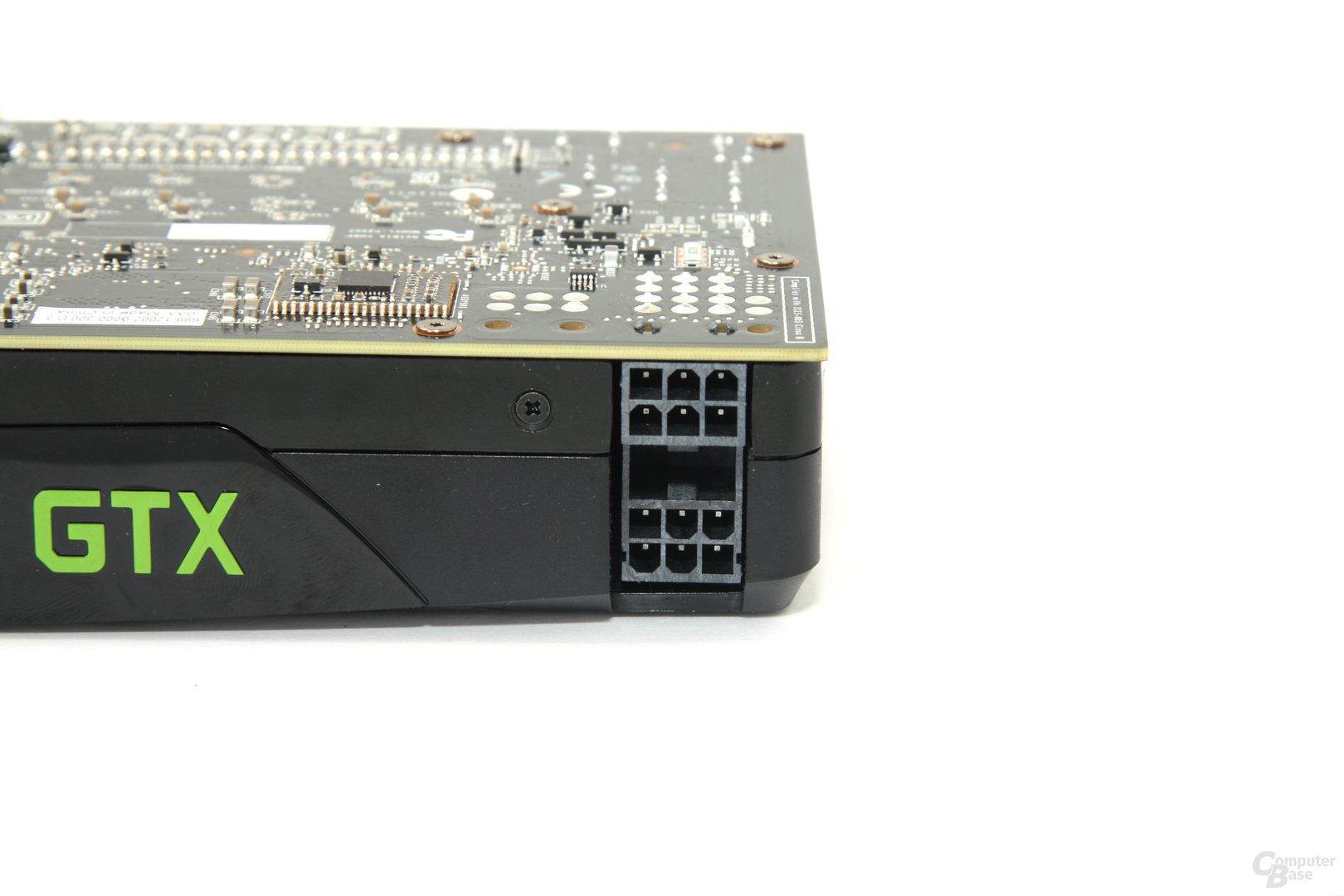 GeForce GTX 680 Stromanschlüsse