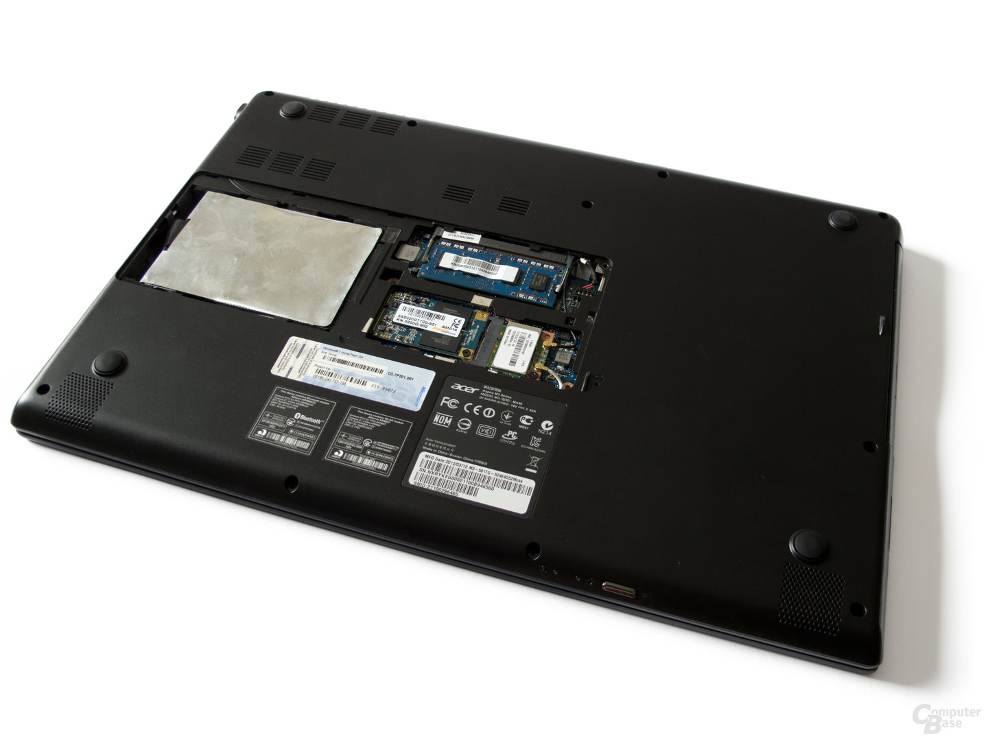 Acer Timeline Ultra M3: RAM, HDD und SSD