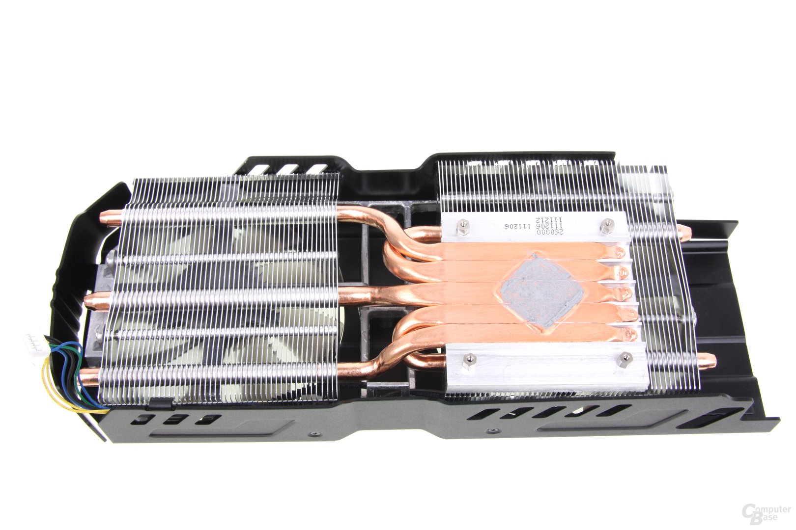 Radeon HD 7950 DCII Kühlerrückseite