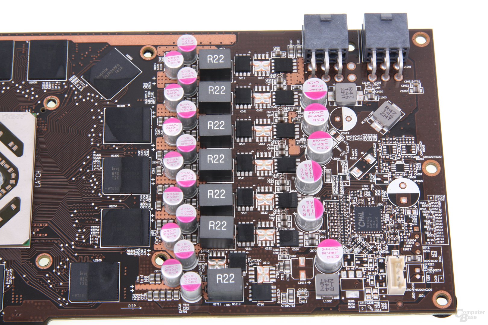 Radeon HD 7950 TFIII Stromversorgung