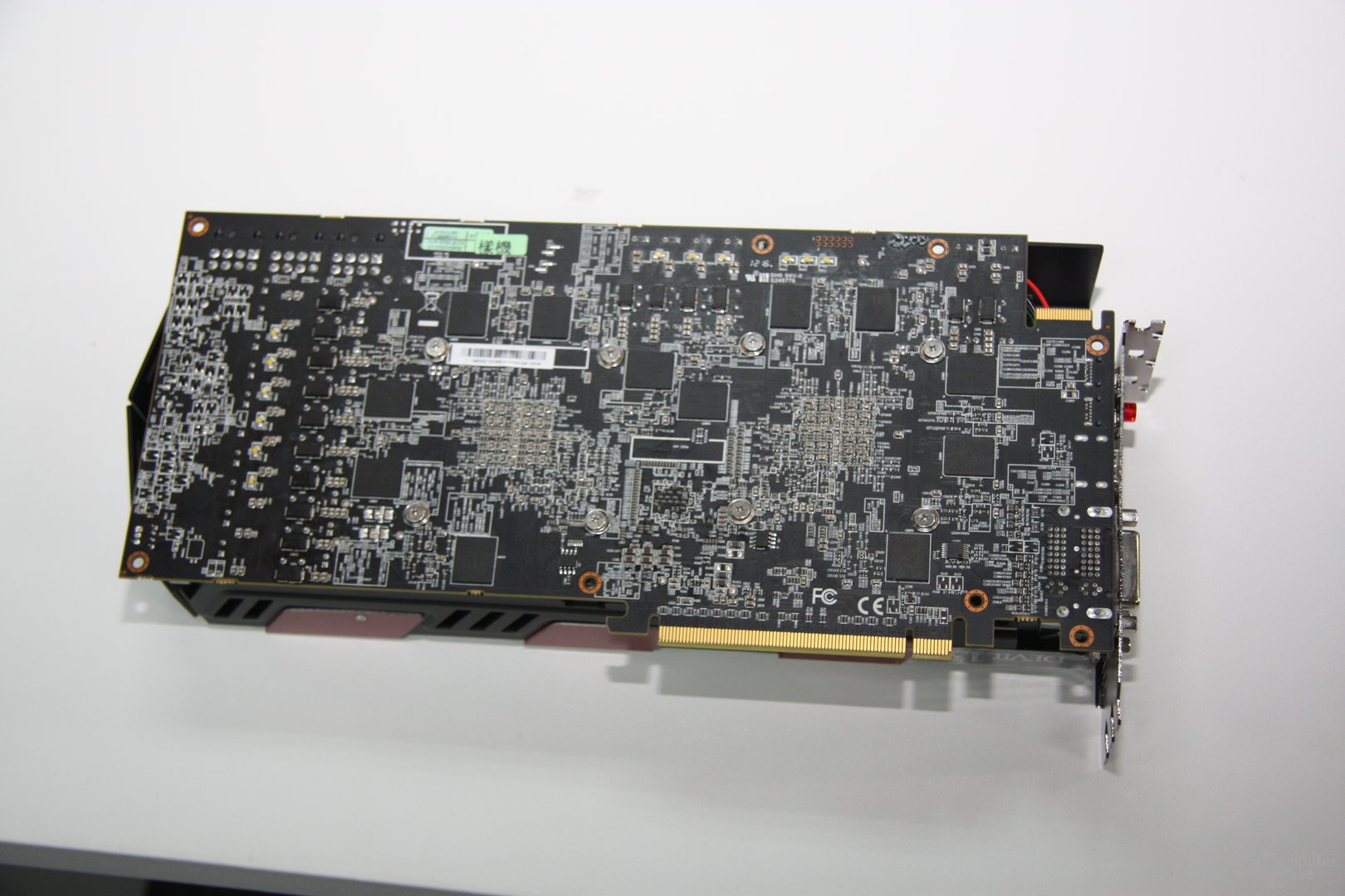 PowerColor Radeon HD 7970 X2 Devil 13