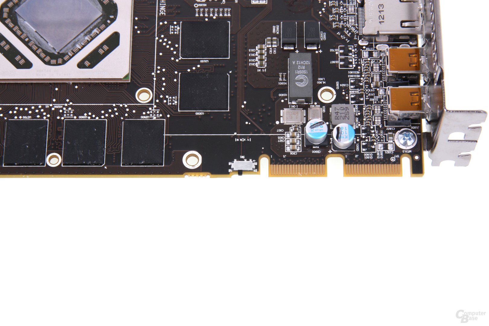 Radeon HD 7970 GHz Edition BIOS-Switch