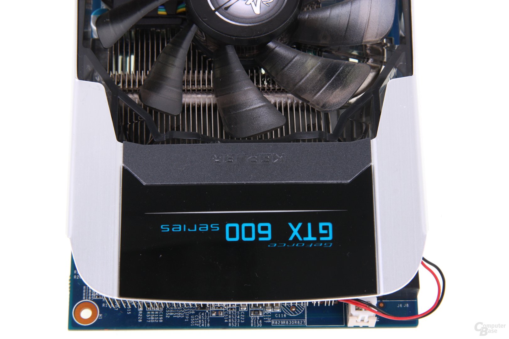 GeForce GTX 680 OC EX von oben