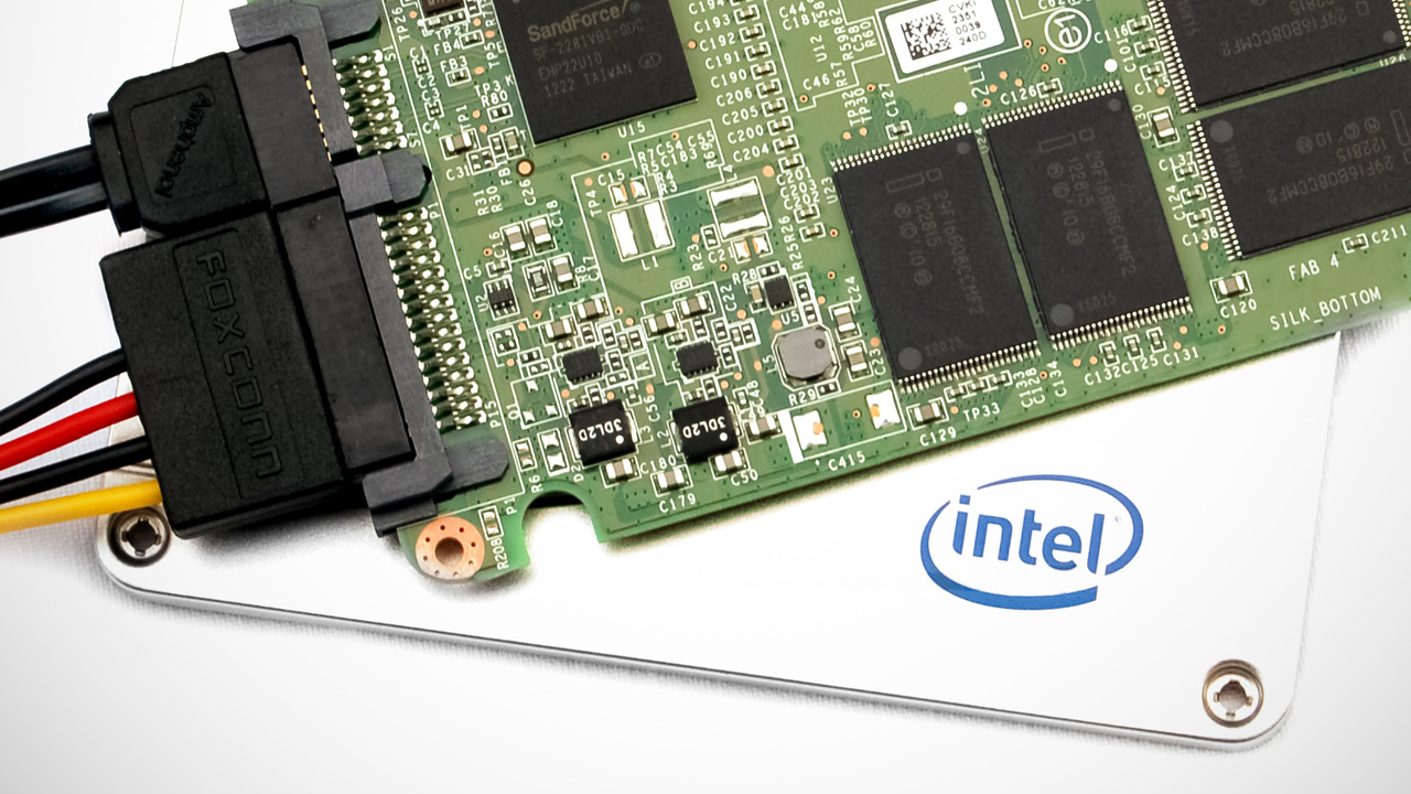 SSD 335 Serie 240 GB im Test: Intels erste mit 20-nm-Flash