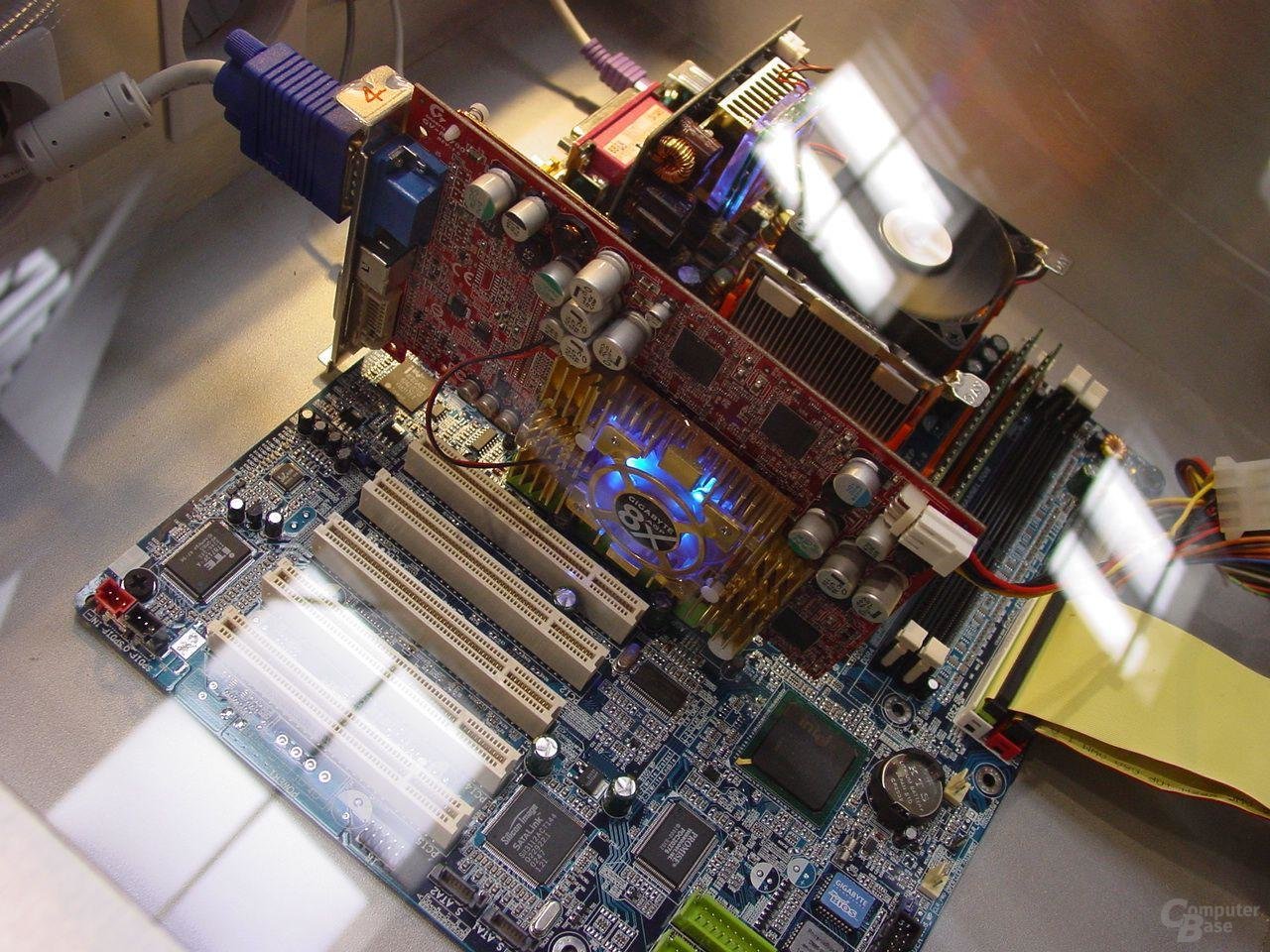 Radeon 9700 mit blauem Lüfter