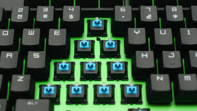 Razer Black Widow Ultimate 2013 im Test: Grünes Licht für blaue Schalter